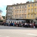 Il Tram inaugurale per Opicina in sosta a piazza Oberdan - Foto Comune di Trieste