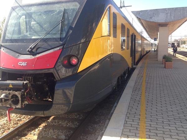 Il moderno ETR452 di Ferrotramviaria per i servizi nel Nord Barese durante le corse di collaudo - Foto Ferrotramviaria