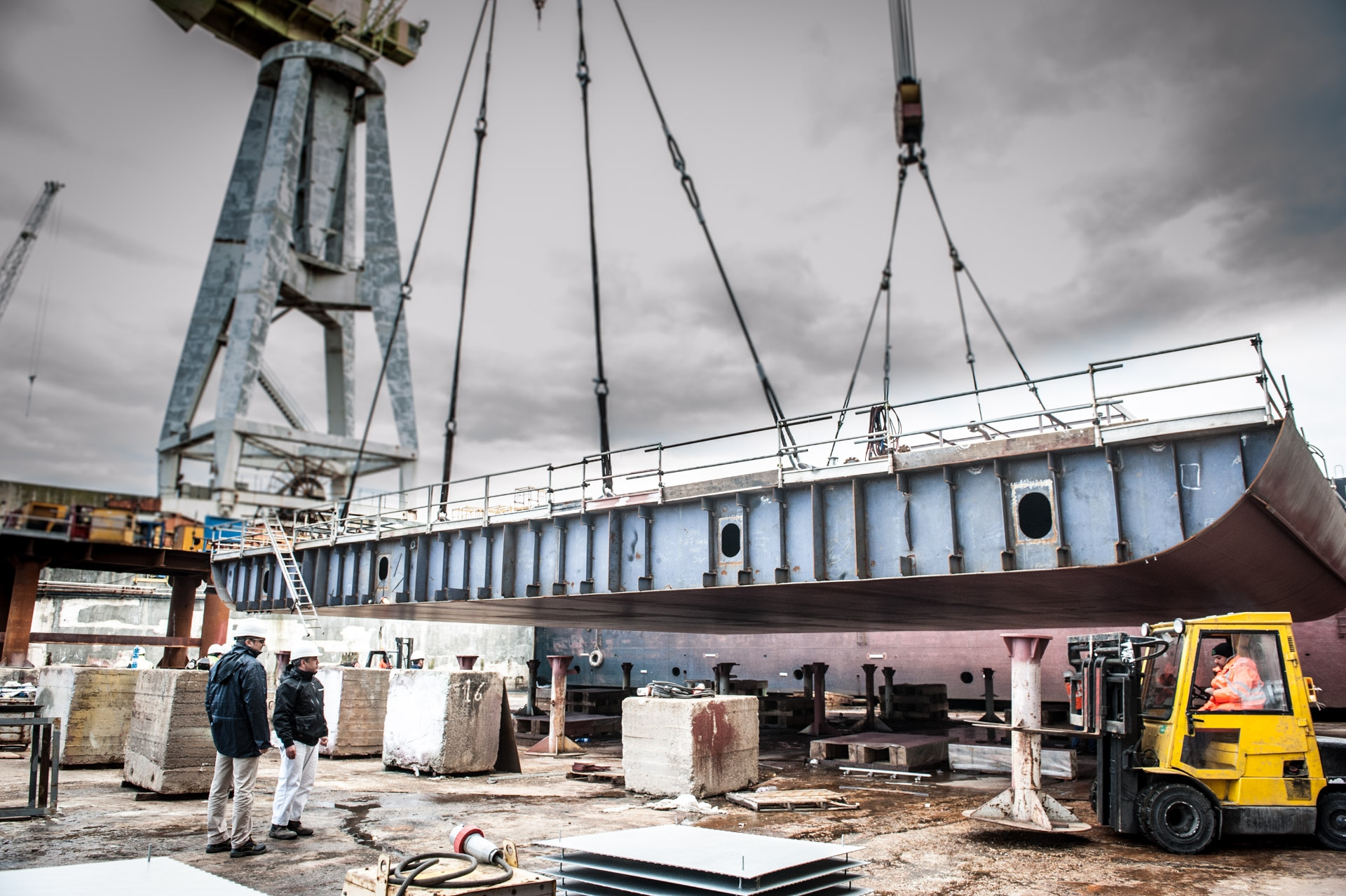 La posa del primo blocco del troncone per la MSC Opera - Foto MSC