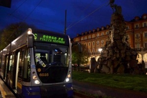 Prima corsa domenica 19 aprile a Torino per la nuova linea tram 6 da piazza Statuto - Foto Alessandro Frola