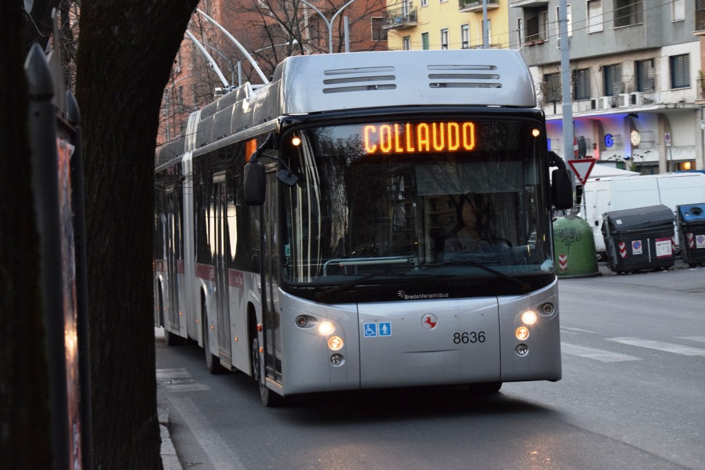 Il filobus 8636 in collaudo lungo via Nomentana a Roma - Foto Carlo Andrea Tortorelli